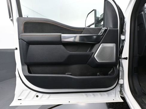 Used 2024 Ford F350 Platinum AWD/4WD image 19