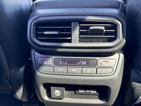 Used 2023 Honda Pilot Elite image 19