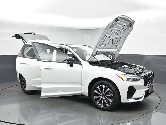 Used 2024 Volvo XC60 B5 Plus w/ Protection Package Premier AWD/4WD image 51