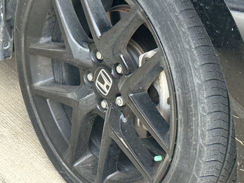 Used 2023 Honda Civic Sport image 5
