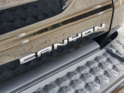 Certified 2026 GMC Canyon Denali image 10