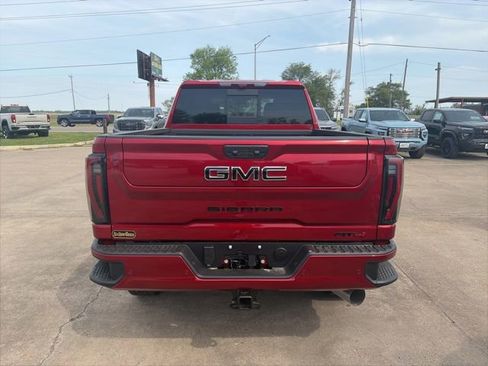 New 2026 GMC Sierra 2500 AT4 w/ AT4 Premium Plus Package AWD/4WD image 5