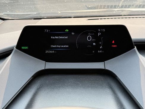 Used 2023 Toyota Prius XLE AWD/4WD image 22