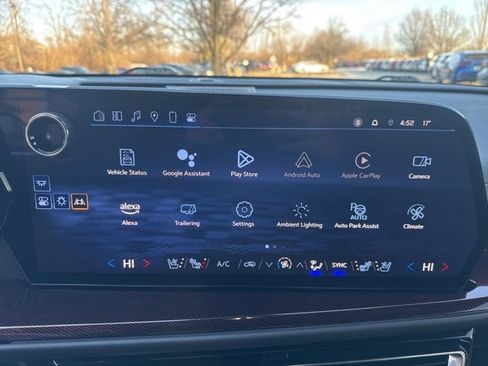 Used 2024 Chevrolet Traverse RS w/ LPO, Floor Liner Package image 22