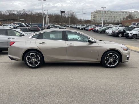 Used 2023 Chevrolet Malibu LT image 7