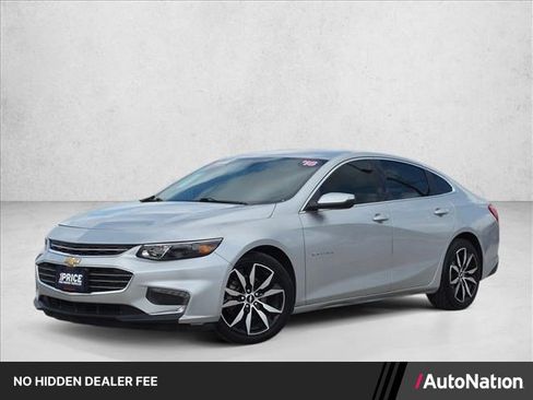 Used 2018 Chevrolet Malibu LT FWD image 1