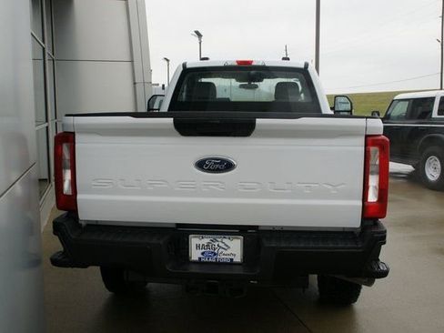 New 2026 Ford F250 XL w/ XL Off-Road Package image 4