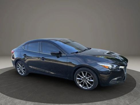 Used 2018 MAZDA MAZDA3 Touring FWD image 21