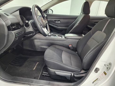 Used 2023 Nissan Sentra SV image 8