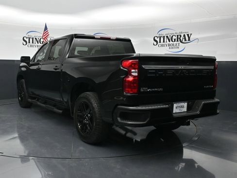 Certified 2025 Chevrolet Silverado 1500 Custom w/ LPO, Dark Essentials Package AWD/4WD image 6