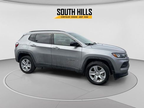 Certified 2022 Jeep Compass Latitude AWD/4WD image 1