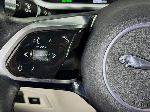 Used 2020 Jaguar I-PACE HSE image 13