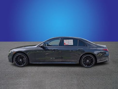 Used 2023 Mercedes-Benz S 500 4MATIC w/ AMG Line image 2
