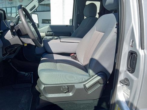 Used 2013 Ford F250 XLT image 9