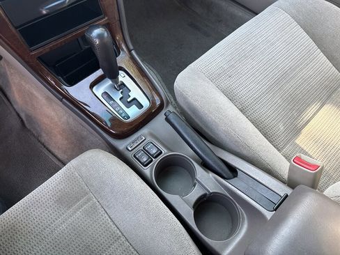 Used 2004 Subaru Outback H6 35th Anniversary Edition image 32