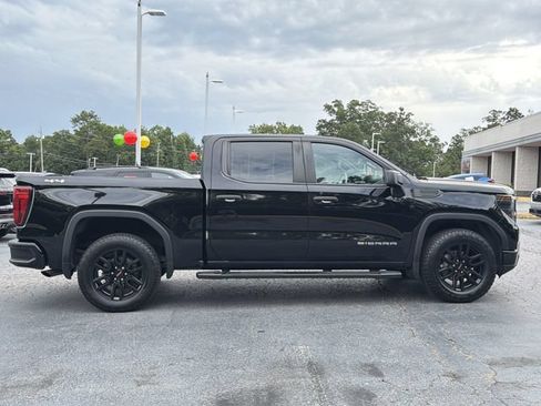 Used 2023 GMC Sierra 1500 Pro w/ Graphite Edition AWD/4WD image 5