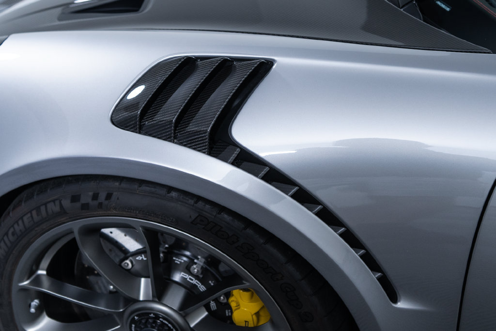 Certified 2018 Porsche 911 GT2 RS RWD image 22