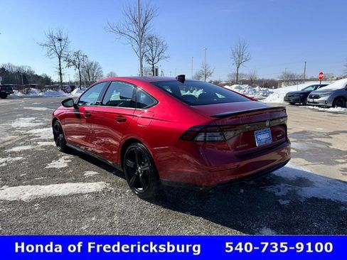 Used 2025 Honda Accord Sport image 4