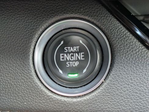 Used 2026 Buick Enclave Sport Touring AWD/4WD image 26