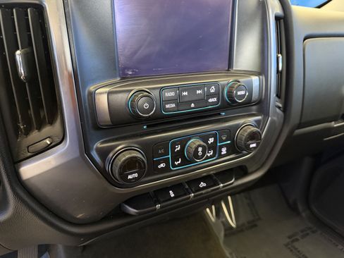 Used 2017 Chevrolet Silverado 1500 LT w/ All Star Edition AWD/4WD image 22