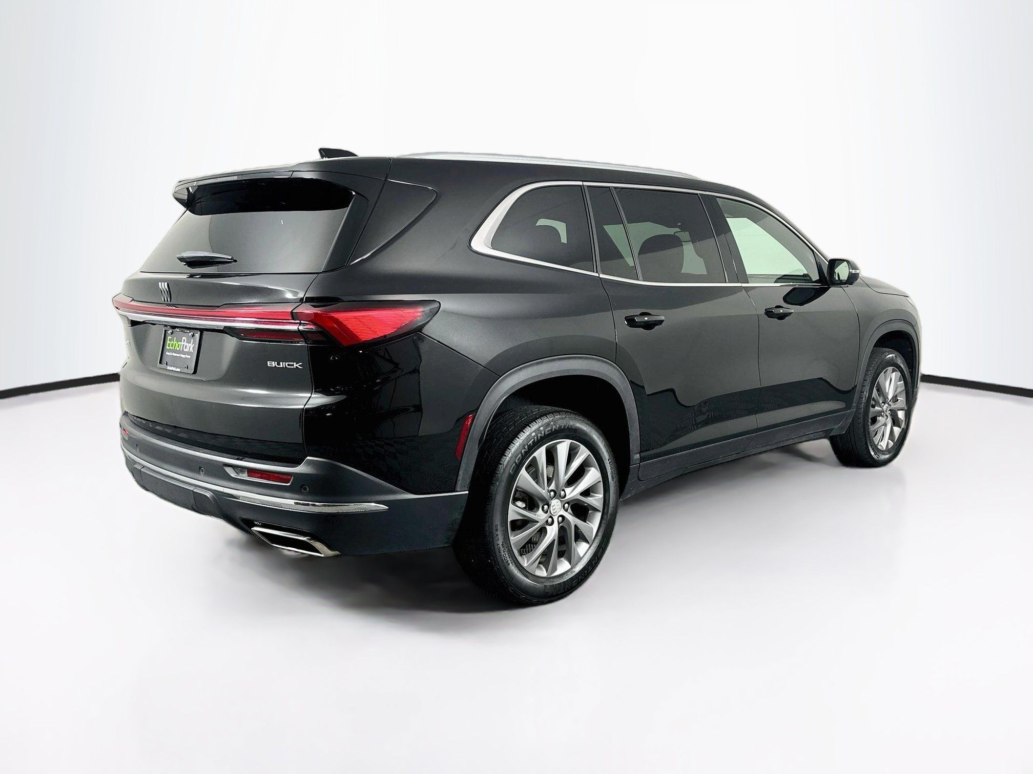 Used 2025 Buick Enclave Preferred FWD image 9