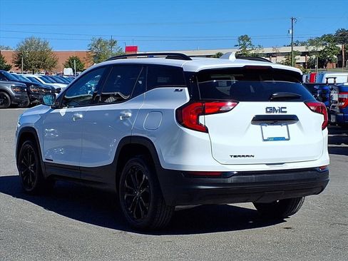 Used 2020 GMC Terrain SLE w/ Driver Convenience Package image 5