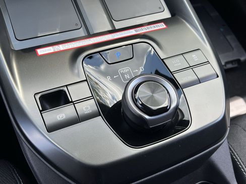 New 2026 Toyota C-HR AWD/4WD image 18