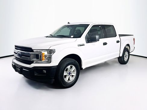 Used 2020 Ford F150 XLT image 3