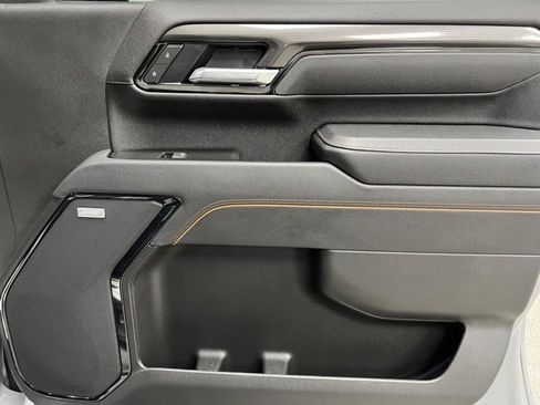 Used 2025 GMC Sierra 2500 AT4 w/ AT4 Premium Plus Package image 56