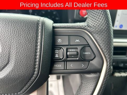 Used 2025 Toyota Tacoma TRD Off-Road w/ TRD Off Road Upgrade Package AWD/4WD image 8