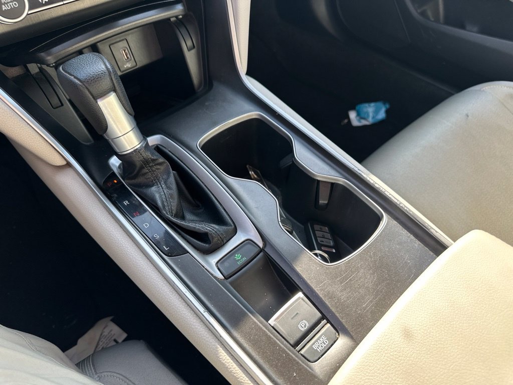 Used 2018 Honda Accord LX image 26