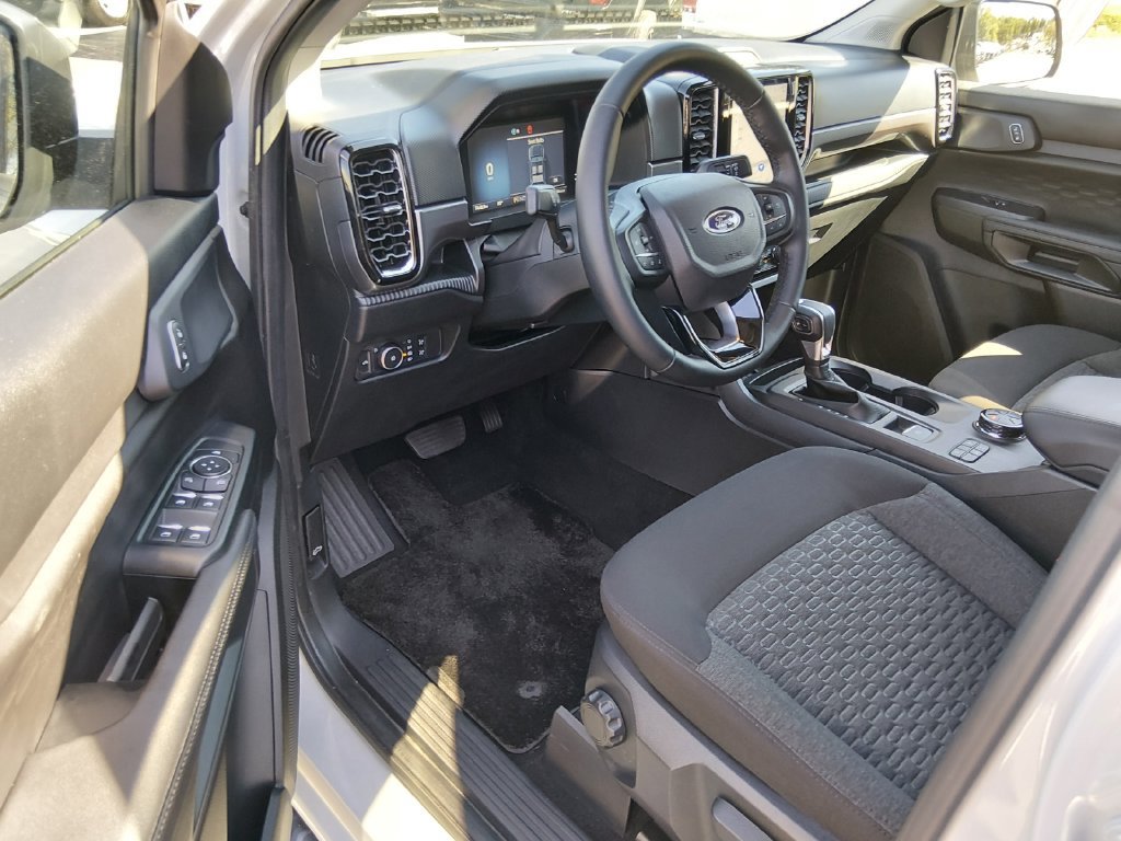 Used 2026 Ford Ranger XLT w/ Black Appearance Package AWD/4WD image 10