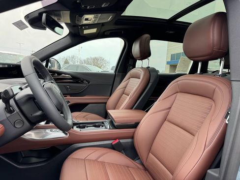 New 2026 Lincoln Nautilus Reserve image 30