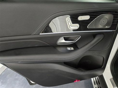 Used 2024 Mercedes-Benz GLS 580 GLS 580 image 20