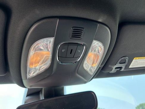 Used 2024 Jeep Compass Limited image 25