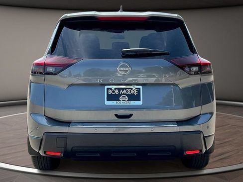 New 2026 Nissan Rogue SV w/ Cold Weather Package FWD image 4
