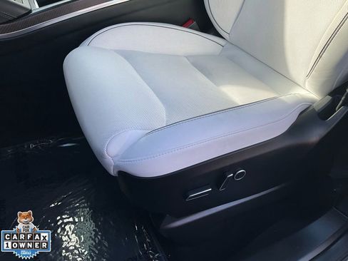 Used 2023 Tesla Model X Plaid image 16