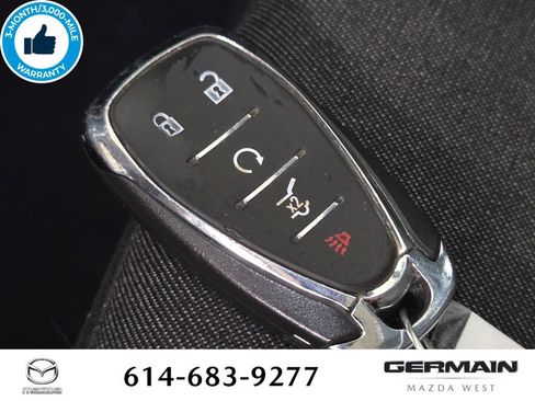 Used 2021 Chevrolet Equinox LT FWD image 35