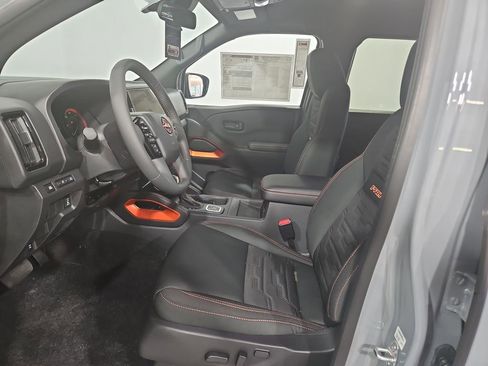 New 2026 Nissan Frontier PRO-4X AWD/4WD image 9