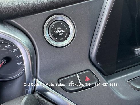 Used 2020 Chevrolet Blazer LT FWD image 26