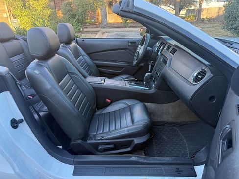 Used 2014 Ford Mustang Premium w/ Equipment Group 102A image 20