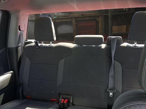 Used 2022 Chevrolet Silverado 1500 Custom AWD/4WD image 12