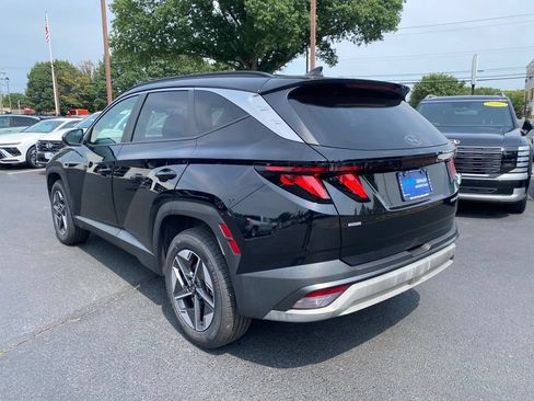 Certified 2025 Hyundai Tucson SEL AWD/4WD image 8