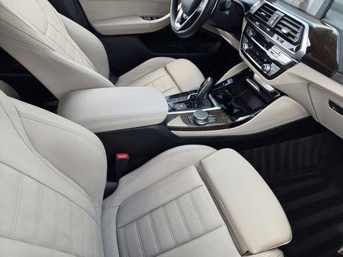 Used 2020 BMW X4 xDrive30i w/ Premium Package image 16