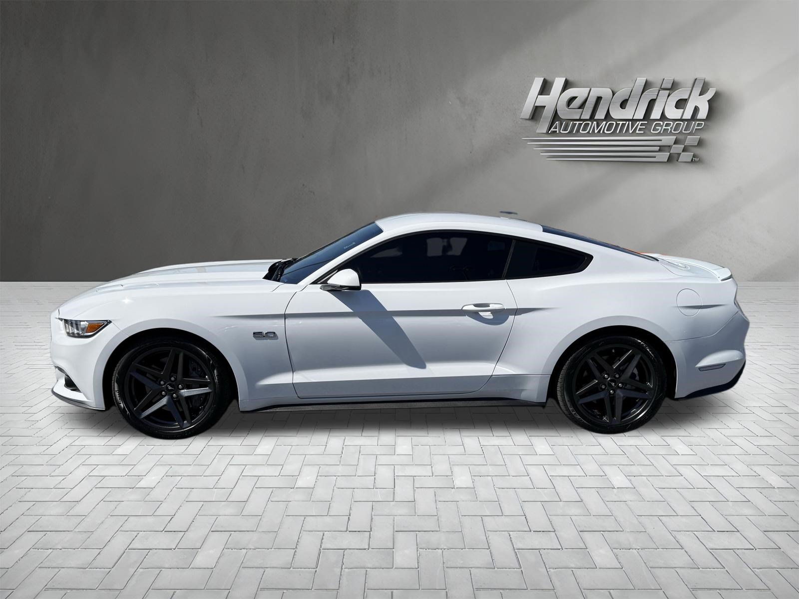 Used 2017 Ford Mustang GT Premium RWD image 6