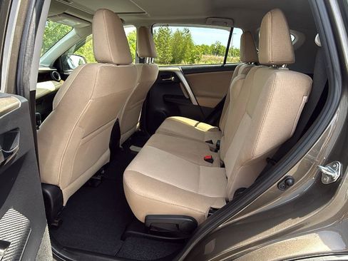 Used 2014 Toyota RAV4 XLE FWD image 22