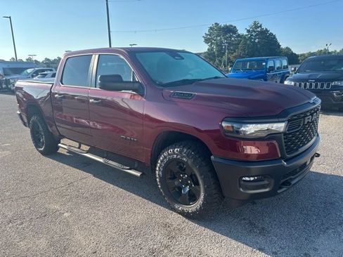 Used 2025 RAM 1500 Warlock AWD/4WD image 14