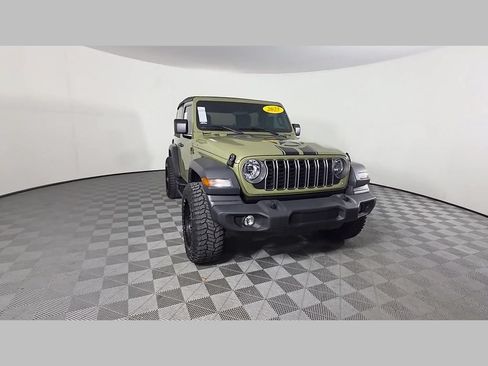 Used 2025 Jeep Wrangler Sport AWD/4WD image 53