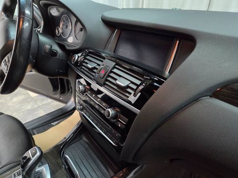 Used 2016 BMW X4 xDrive28i image 18