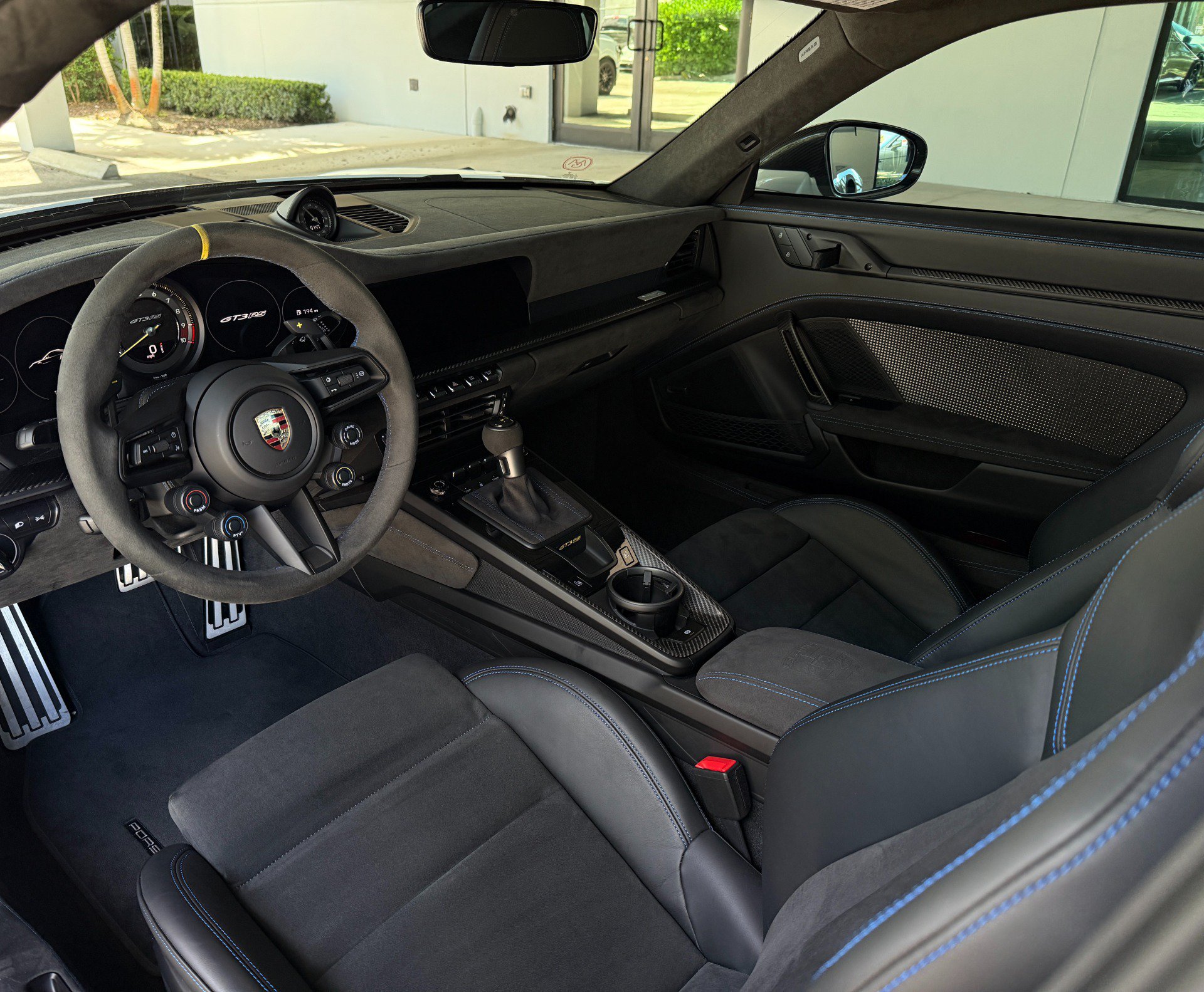 Used 2025 Porsche 911 GT3 RS RWD image 30